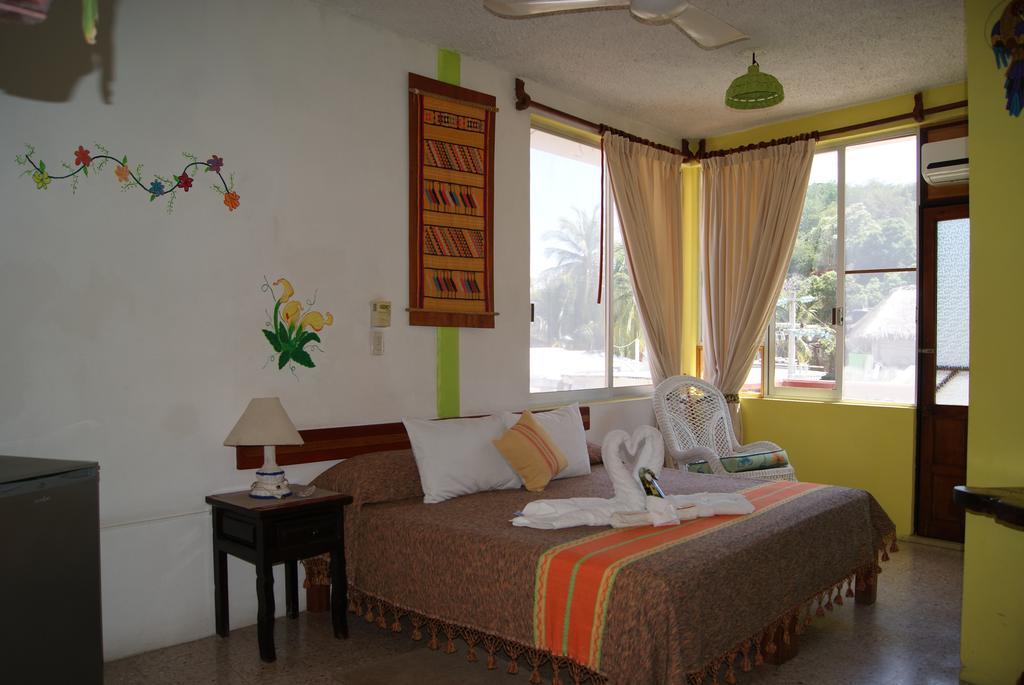 Hotel La Cabana Puerto Ángel Esterno foto